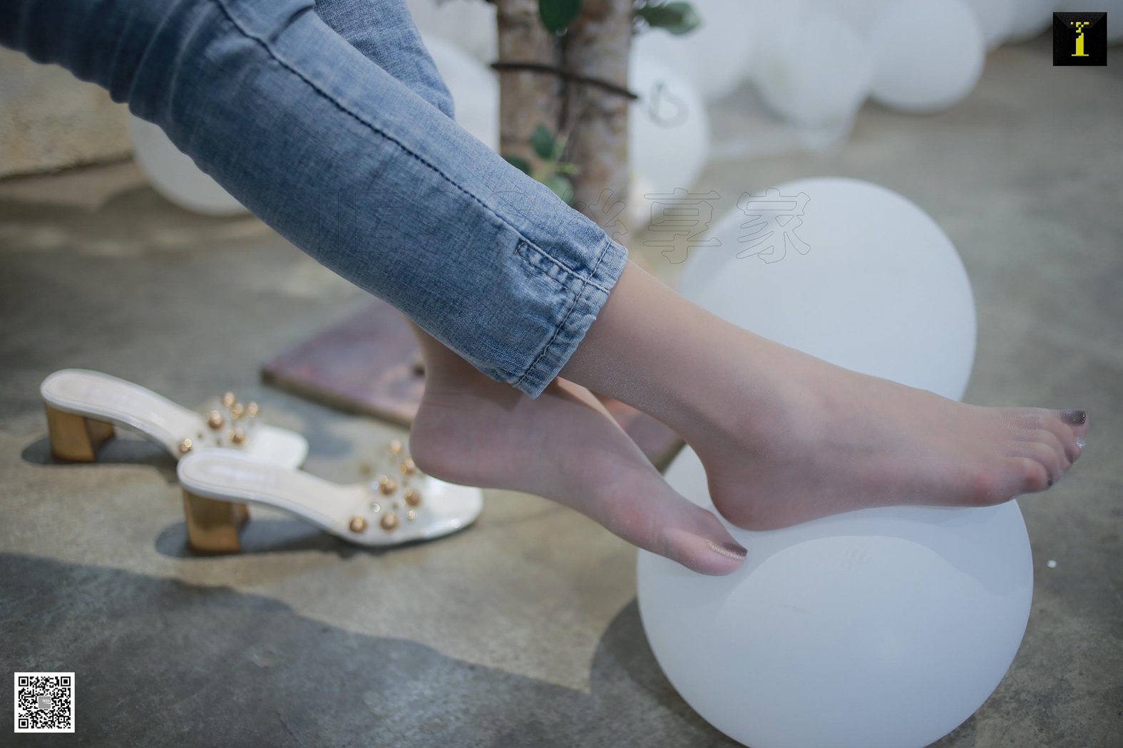 [IESS异思趣向] 2019.09.20 丝享家576：云芝《日常版牛仔裤里丝》在线浏览 – 图云谷-图云谷