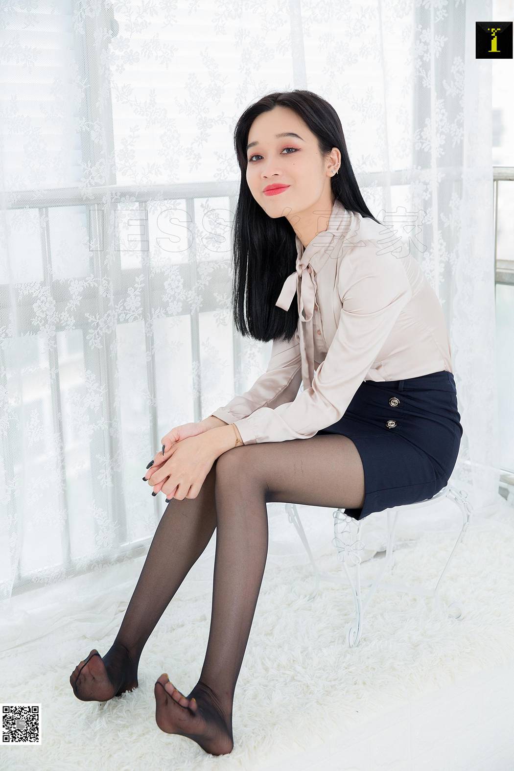 图片[18]-[IESS异思趣向] 2019.10.21 丝享家 592：可乐《白领的休息间隙》在线浏览 – 速更版-美库