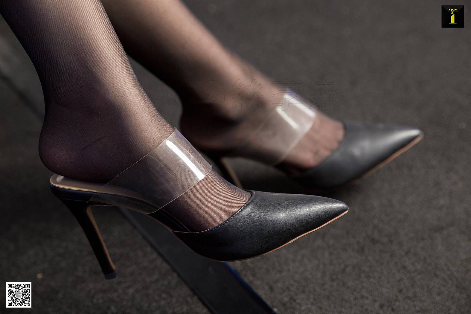 图片[31]-[IESS异思趣向] 2019.10.21 丝享家 592：可乐《白领的休息间隙》在线浏览 – 速更版-美库