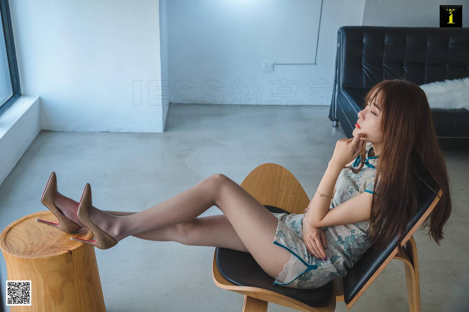 图片[29]-[IESS异思趣向] 2019.11.11 丝享家612： 婉萍《婉萍的青花旗袍》在线浏览 – 速更版-美库