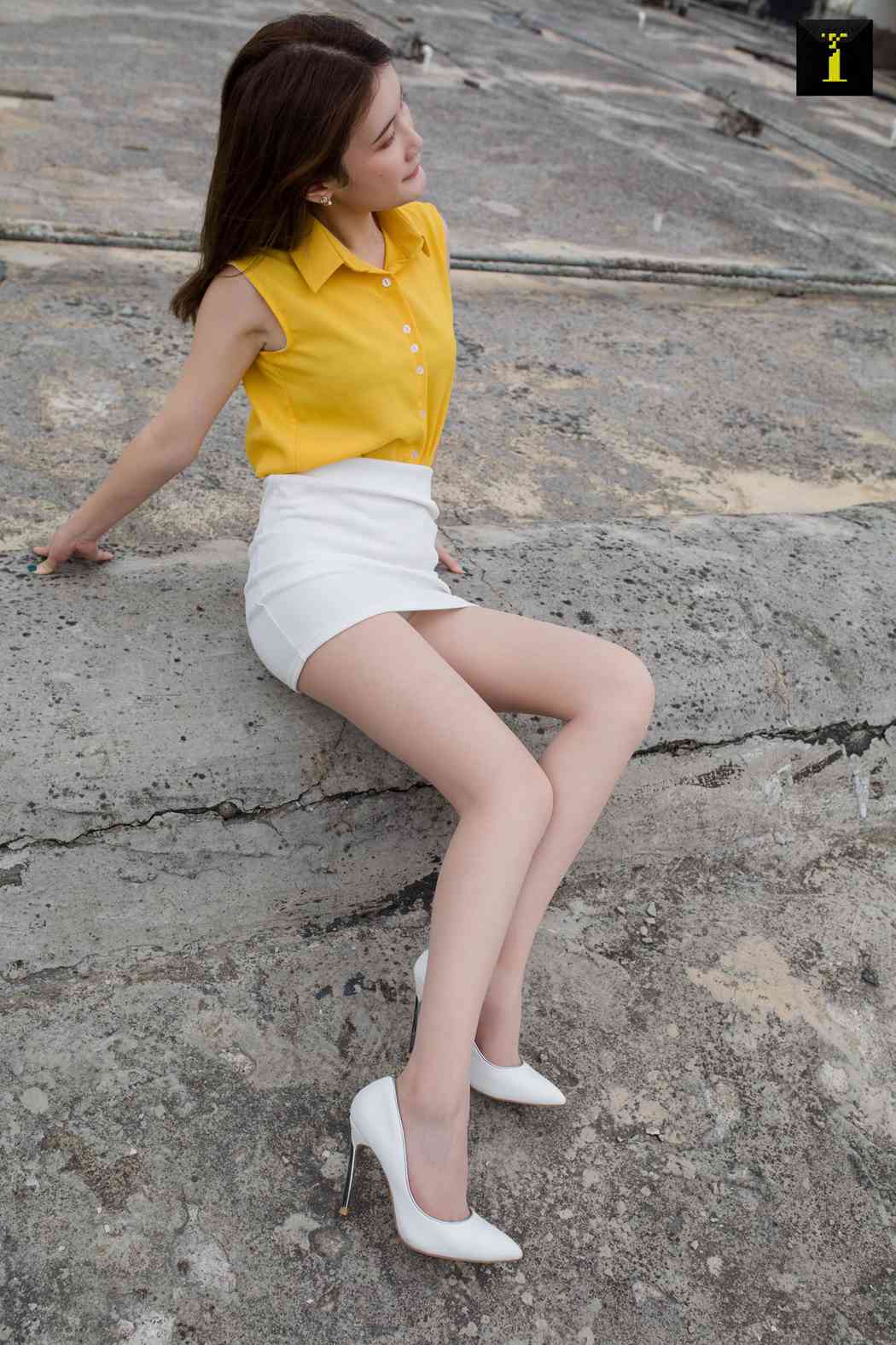 图片[76]-[IESS异思趣向] 2019.11.13 丝享家617：紫薇《楼顶玩耍的紫薇》在线浏览 – 速更版-美库