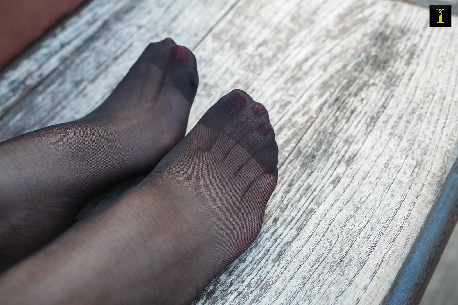 图片[88]-[IESS异思趣向] 2019.11.19 丝享家620：小小《小小的红黑配》在线浏览 – 速更版-美库