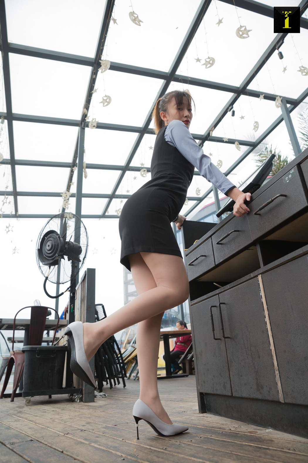 图片[66]-[IESS异思趣向] 2019.11.26 丝享家625：秋秋《饭店主管秋秋》在线浏览 – 速更版-美库