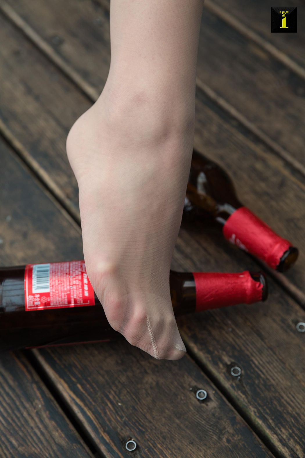 图片[89]-[IESS异思趣向] 2019.11.26 丝享家625：秋秋《饭店主管秋秋》在线浏览 – 速更版-美库