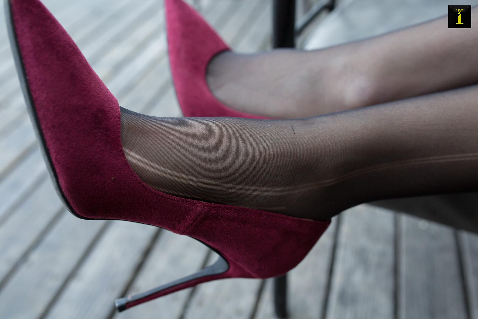 图片[31]-[IESS异思趣向] 2019.12.02 丝享家628：可乐《冬季专属绒面高跟》在线浏览 – 速更版-美库