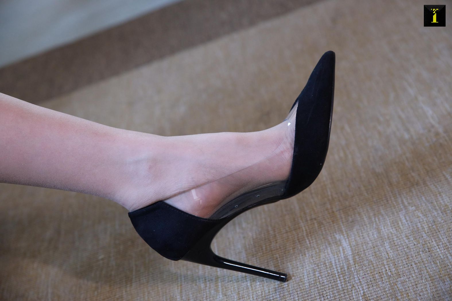 图片[32]-[IESS异思趣向] 2019.12.05 丝享家631：喵姐《喵姐超A紧身裙》在线浏览 – 速更版-美库