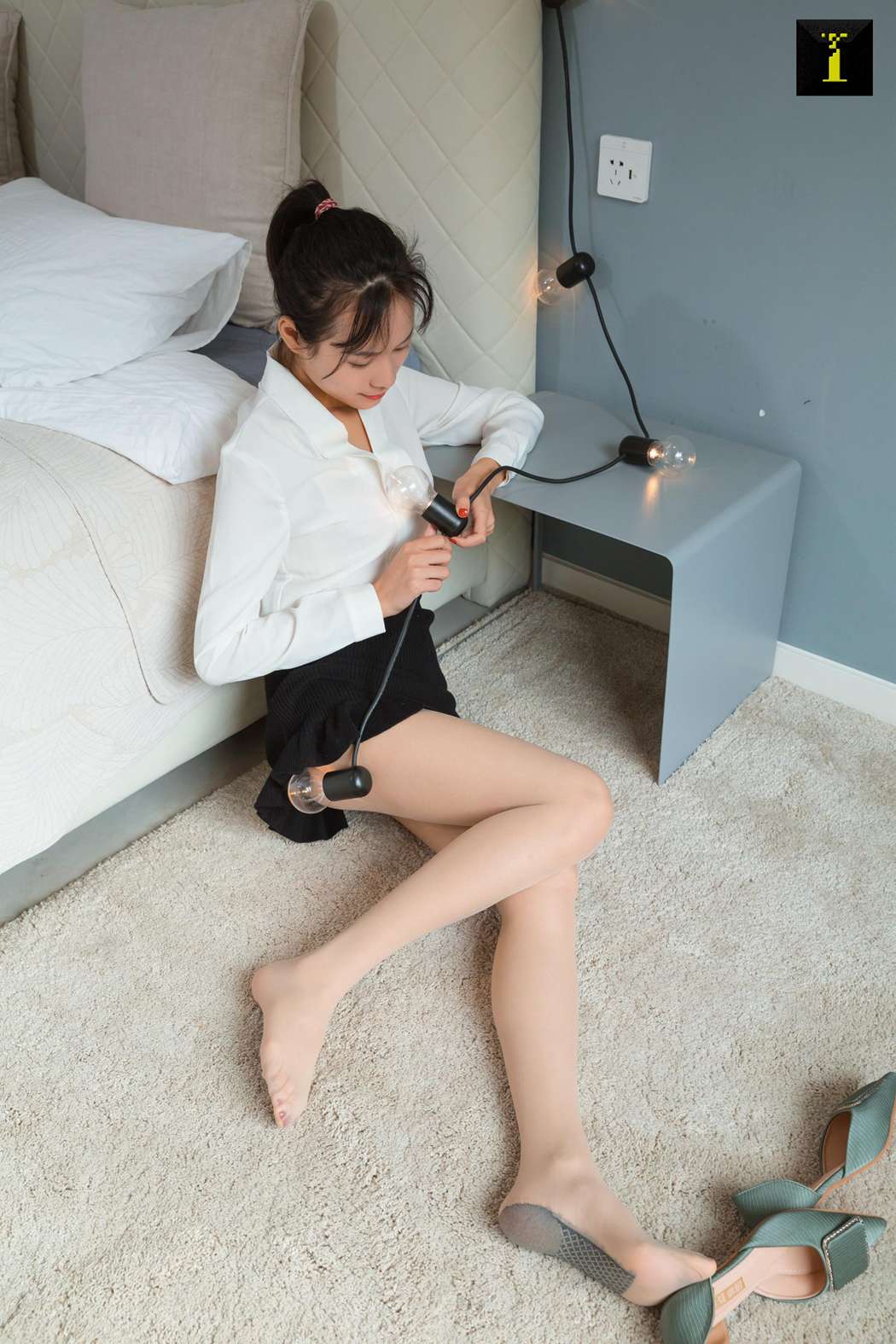 图片[12]-[IESS异思趣向] 2019.12.11 丝享家635：小小《新型脚底一片云》在线浏览 – 速更版-美库