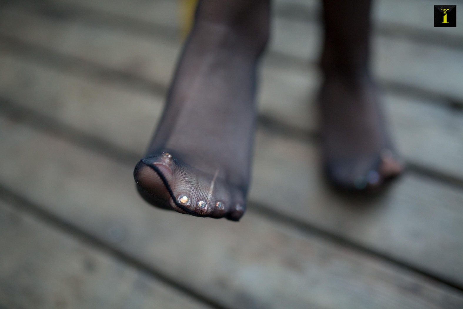 图片[33]-[IESS异思趣向] 2019.12.02 丝享家628：可乐《冬季专属绒面高跟》在线浏览 – 速更版-美库