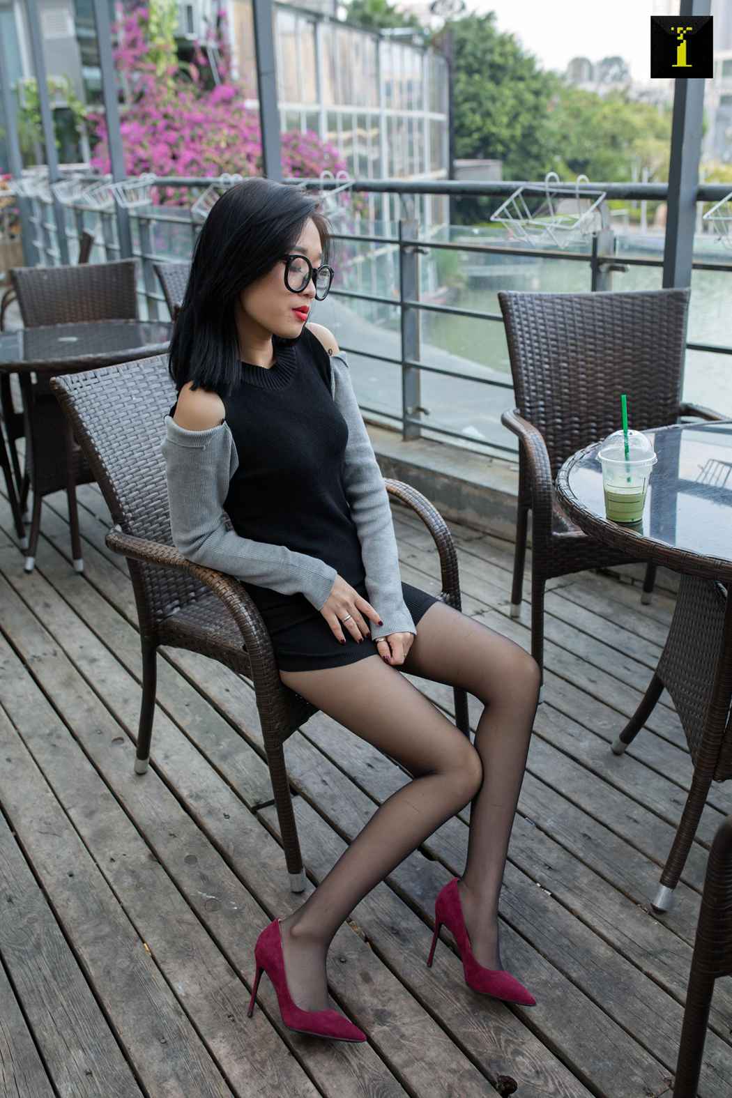 图片[68]-[IESS异思趣向] 2019.12.02 丝享家628：可乐《冬季专属绒面高跟》在线浏览 – 速更版-美库