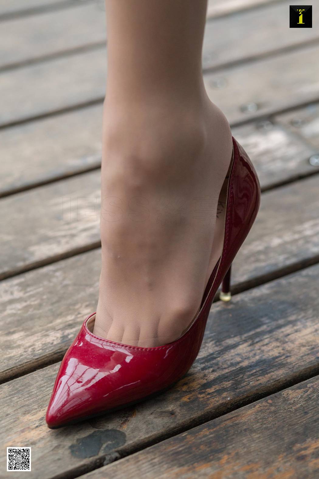 图片[33]-[IESS异思趣向] 2019.12.19 丝享家641：秋秋《秋领班的午休时间》在线浏览 – 速更版-美库