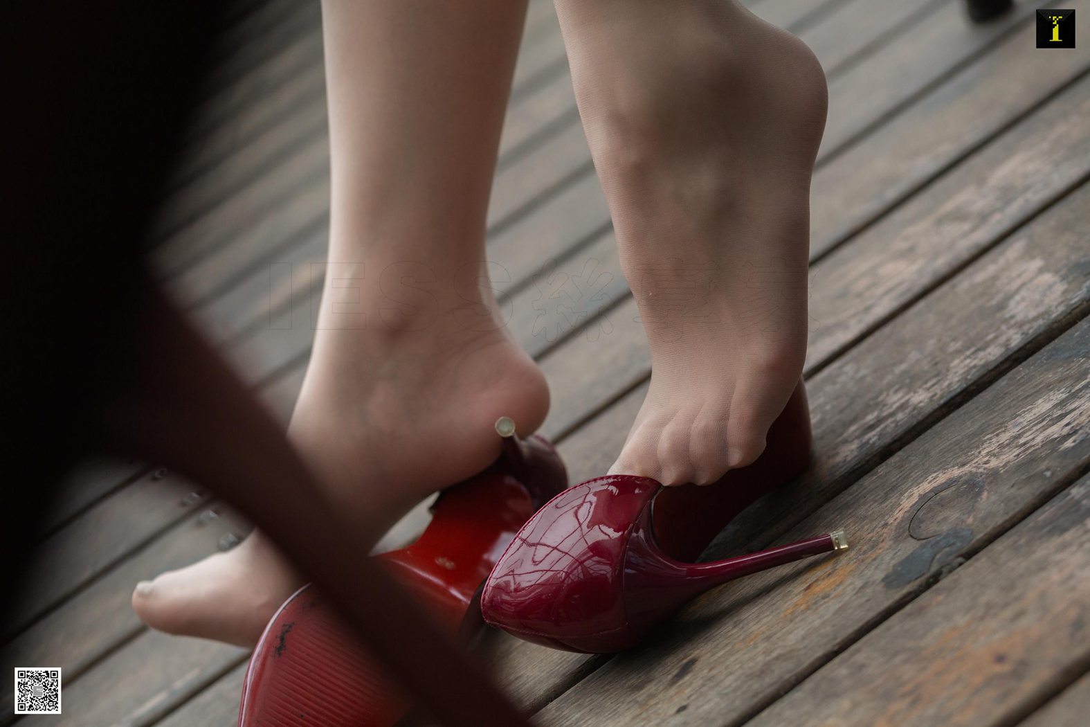 图片[16]-[IESS异思趣向] 2019.12.19 丝享家641：秋秋《秋领班的午休时间》在线浏览 – 速更版-美库