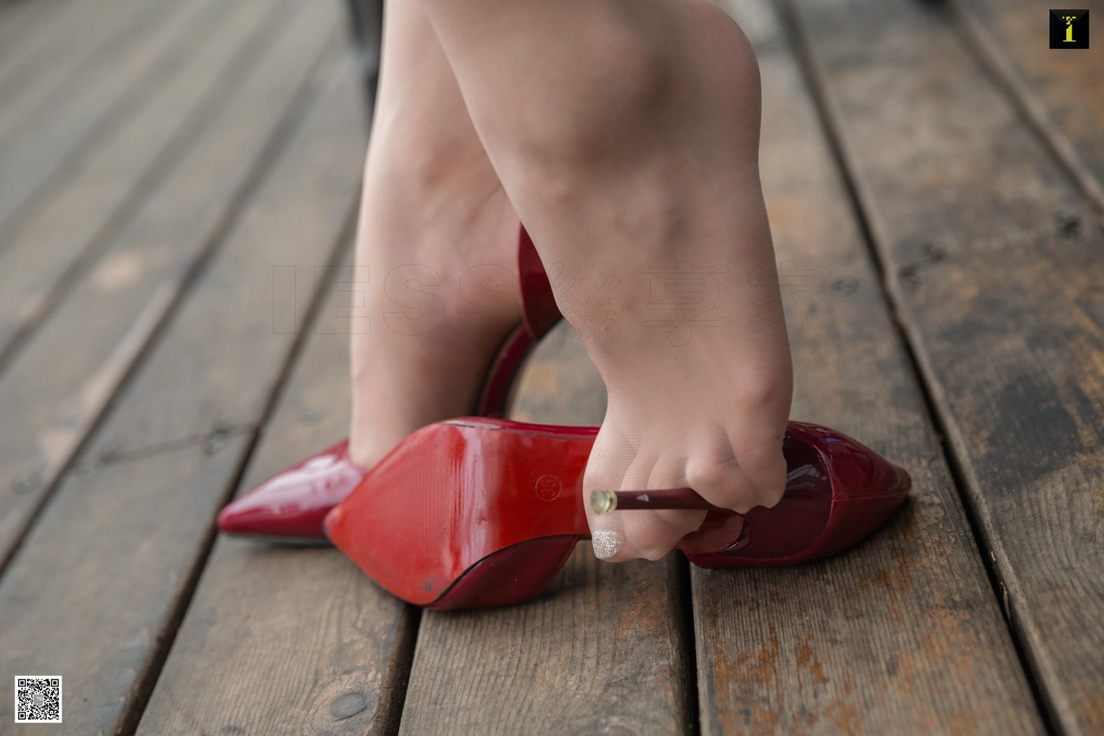 图片[28]-[IESS异思趣向] 2019.12.19 丝享家641：秋秋《秋领班的午休时间》在线浏览 – 速更版-美库