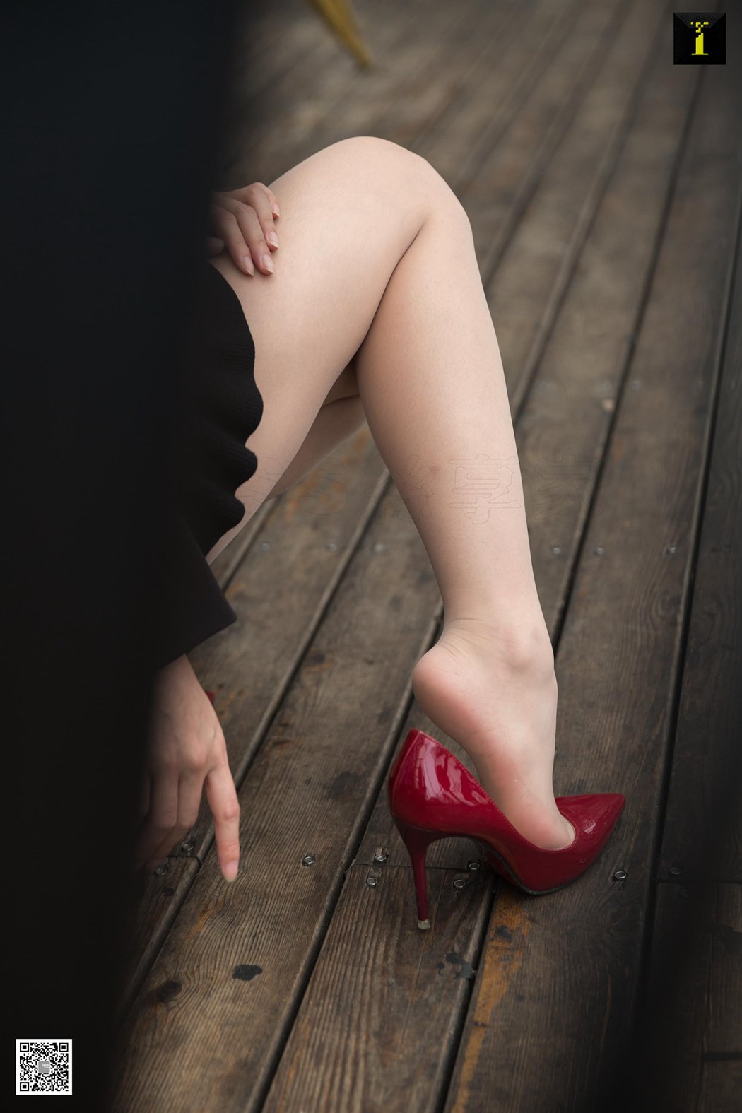 图片[51]-[IESS异思趣向] 2019.12.19 丝享家641：秋秋《秋领班的午休时间》在线浏览 – 速更版-美库