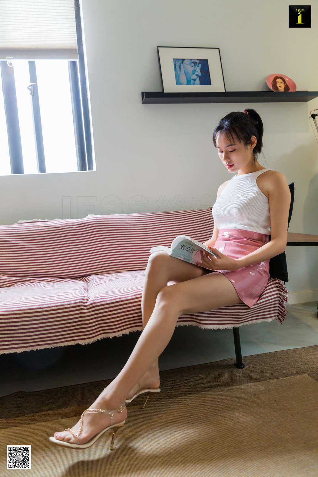 图片[65]-[IESS异思趣向] 2019.12.20 丝享家642：小小《美足与蛇形凉鞋》在线浏览 – 速更版-美库