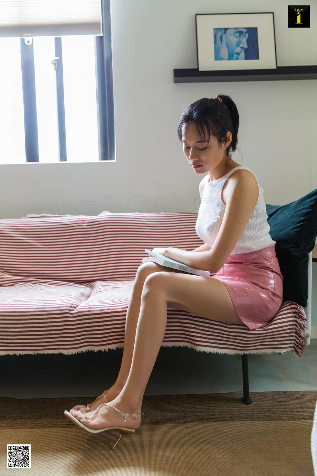 图片[90]-[IESS异思趣向] 2019.12.20 丝享家642：小小《美足与蛇形凉鞋》在线浏览 – 速更版-美库