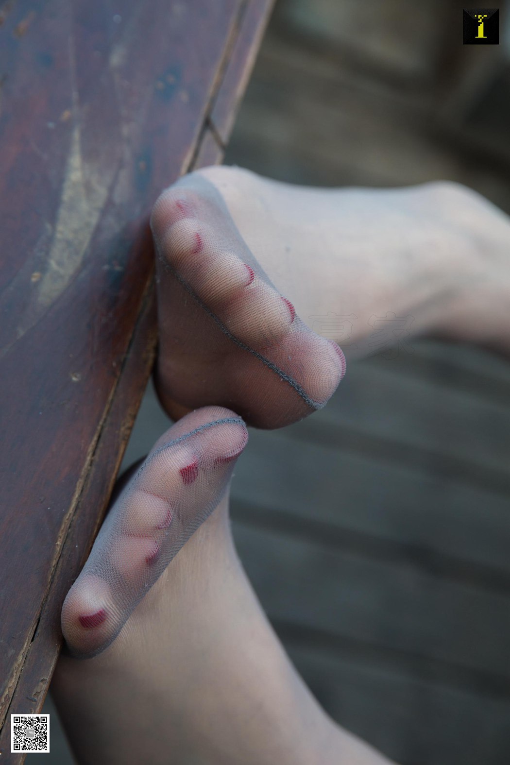 图片[14]-[IESS异思趣向] 2020.01.02 丝享家 650 紫薇《湖畔旁的紫薇》在线浏览 – 速更版-美库