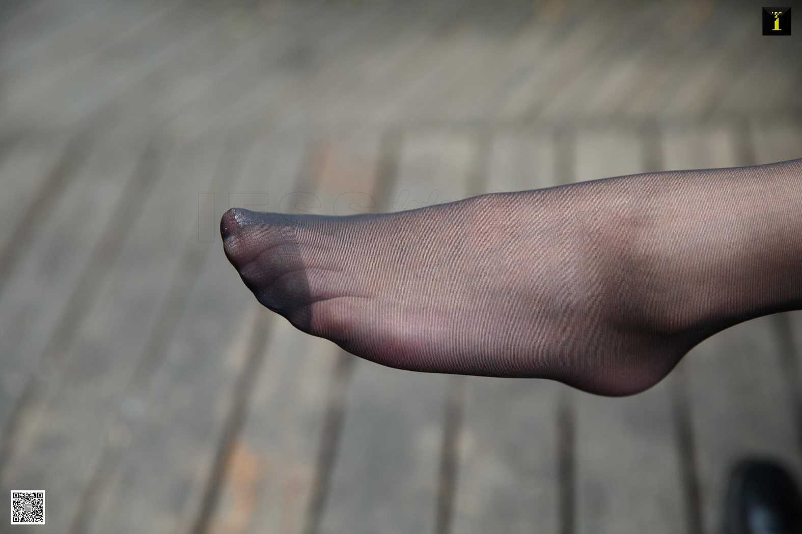 图片[33]-[IESS异思趣向] 2019.12.31 丝享家 648 秋秋《秋的长靴与黑丝》在线浏览 – 速更版-美库