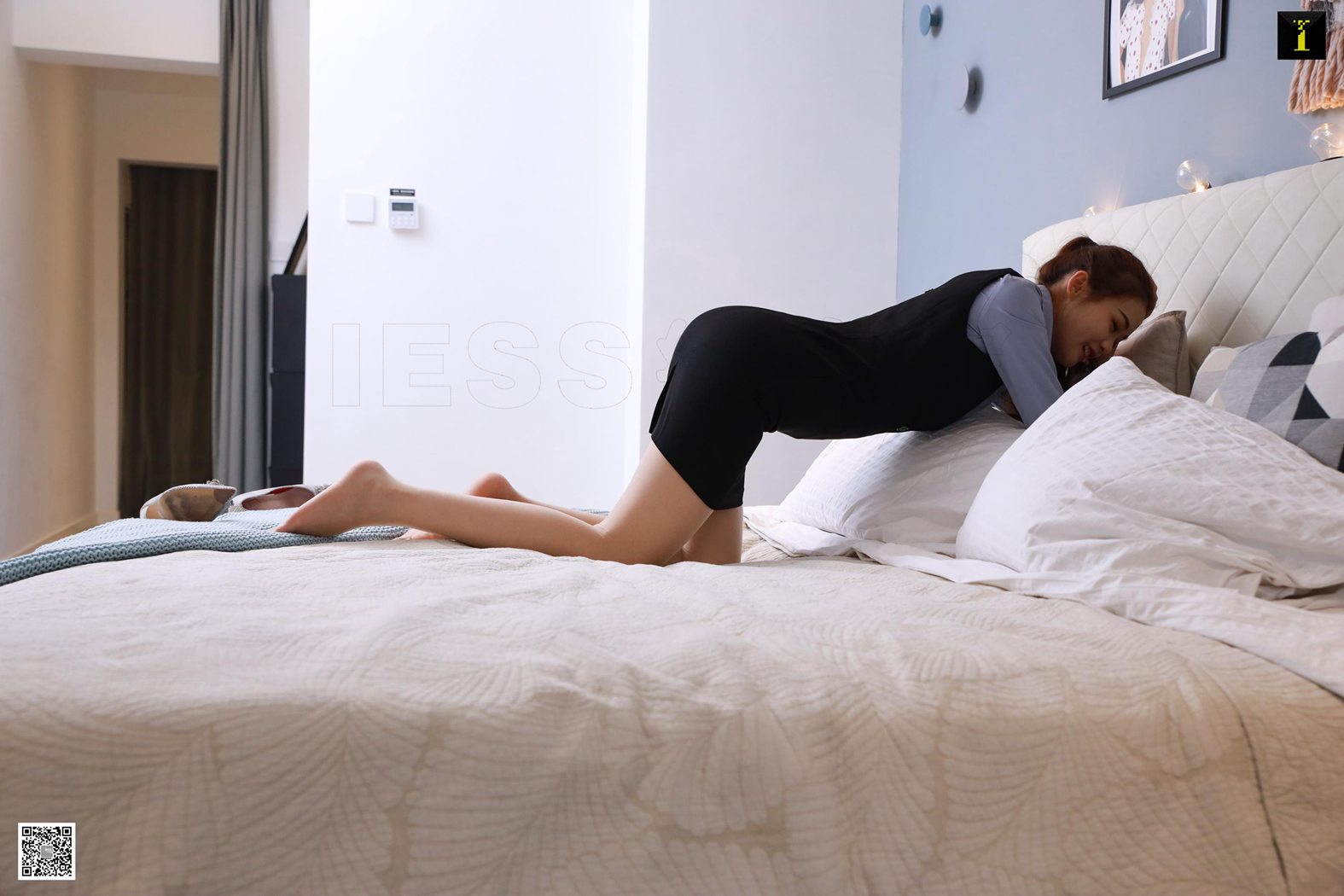 图片[71]-[IESS异思趣向] 2019.12.26 丝享家646：九妹《床边午休的同事》在线浏览 – 速更版-美库