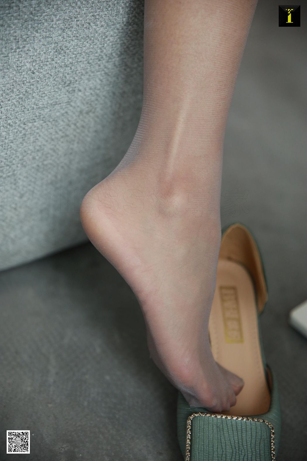 图片[51]-[IESS异思趣向] 2020.01.07 丝享家 652 婉萍《春色满园关不住》在线浏览 – 速更版-美库