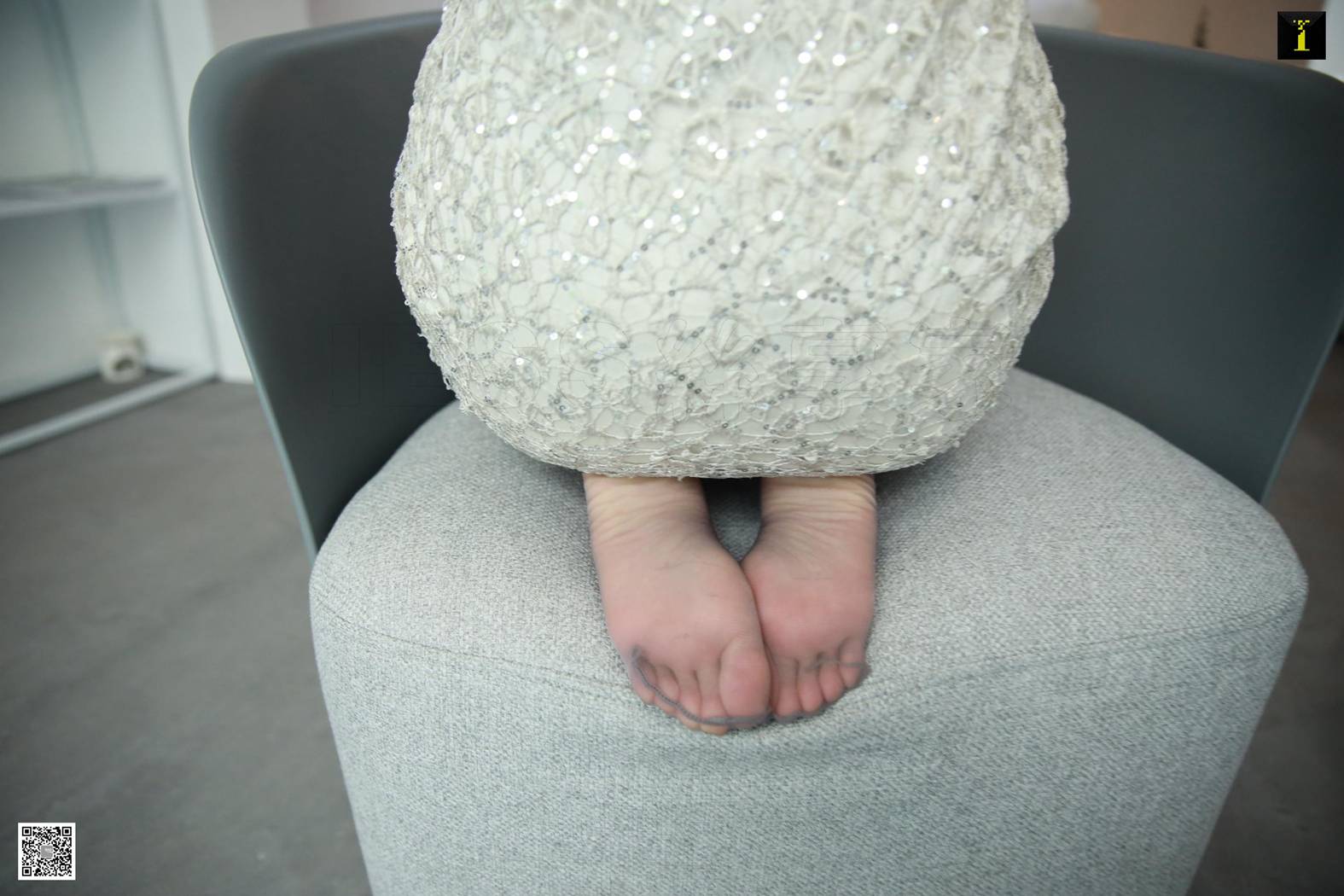 图片[21]-[IESS异思趣向] 2020.01.07 丝享家 652 婉萍《春色满园关不住》在线浏览 – 速更版-美库