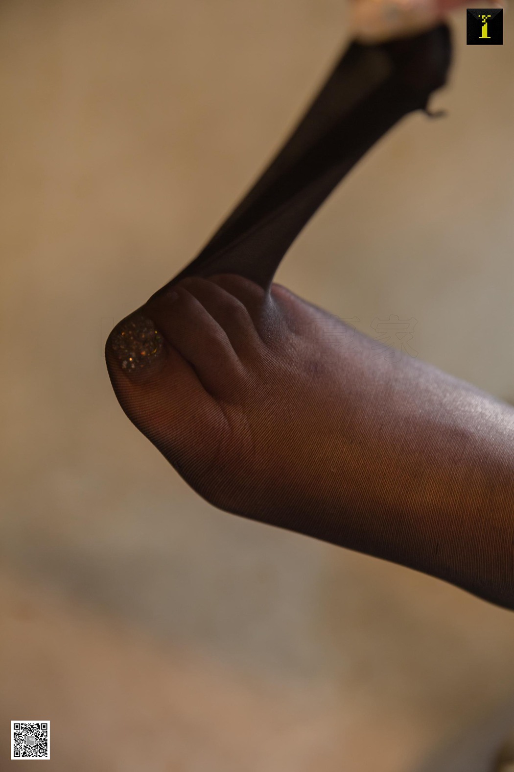 图片[51]-[IESS异思趣向] 2020.01.09 丝享家 654 喵姐《现代旗袍白领》在线浏览 – 速更版-美库