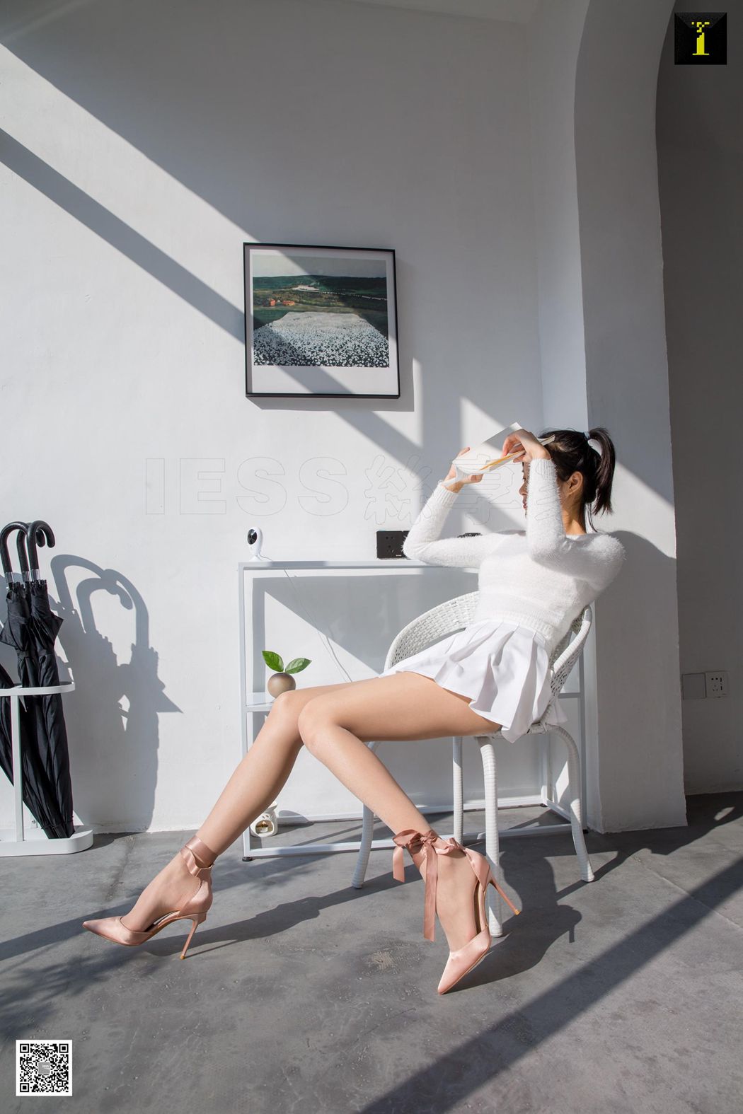 图片[70]-[IESS异思趣向] 2020.01.28 丝享家 665 小小《晒晒太阳杀杀菌》在线浏览 – 速更版-美库