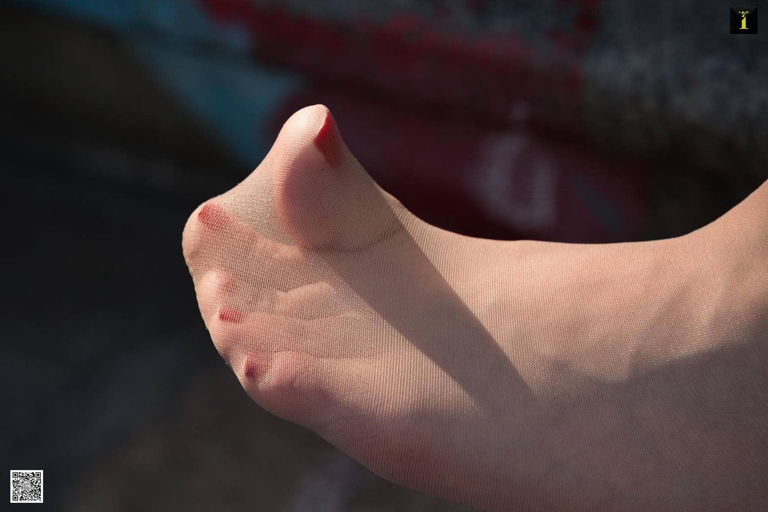 图片[82]-[IESS异思趣向] 2020.02.01 丝享家 669 紫薇《咖啡店门口的女孩》在线浏览 – 速更版-美库