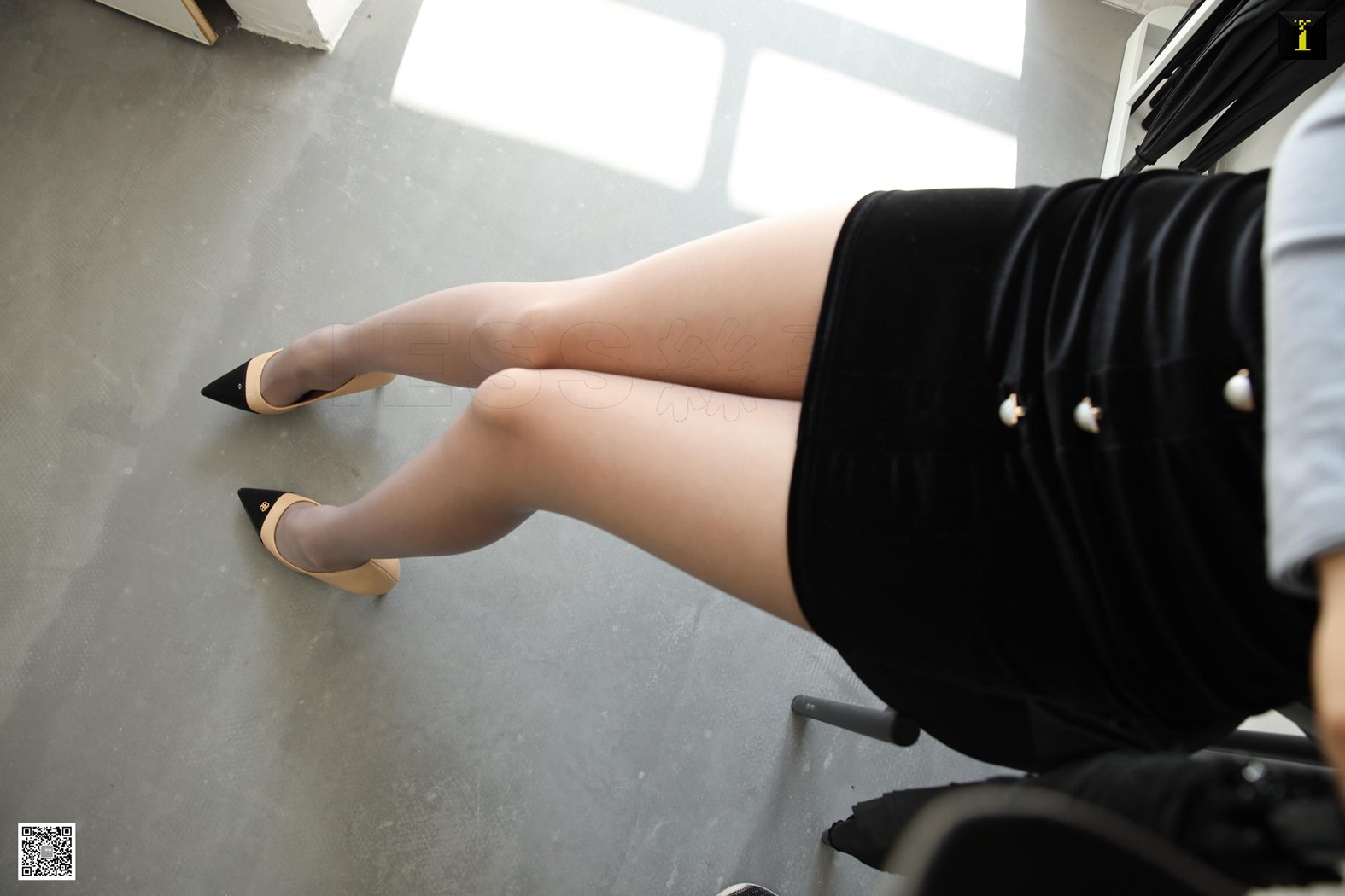 图片[87]-[IESS异思趣向] 2020.02.19 丝享家 683：婉萍《遛狗前的准备工作》在线浏览 – 速更版-美库