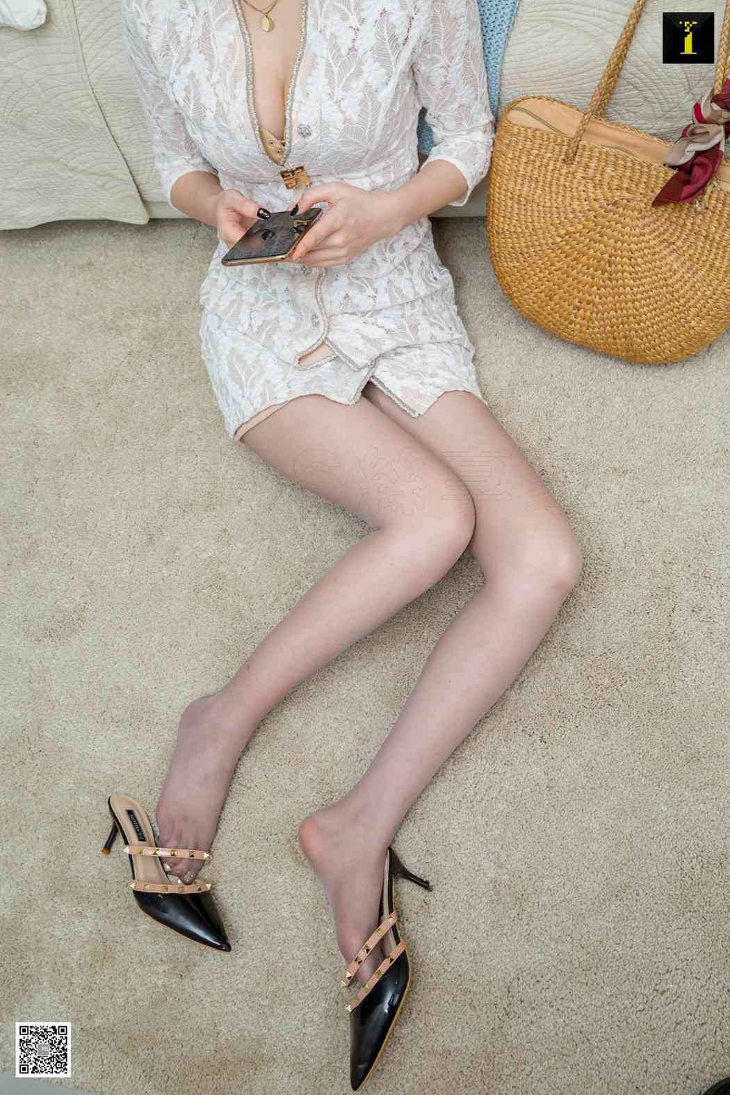 图片[30]-[IESS异思趣向] 2020.03.17 丝享家 701：喵姐《小女人蕾丝裙》在线浏览 – 速更版-美库