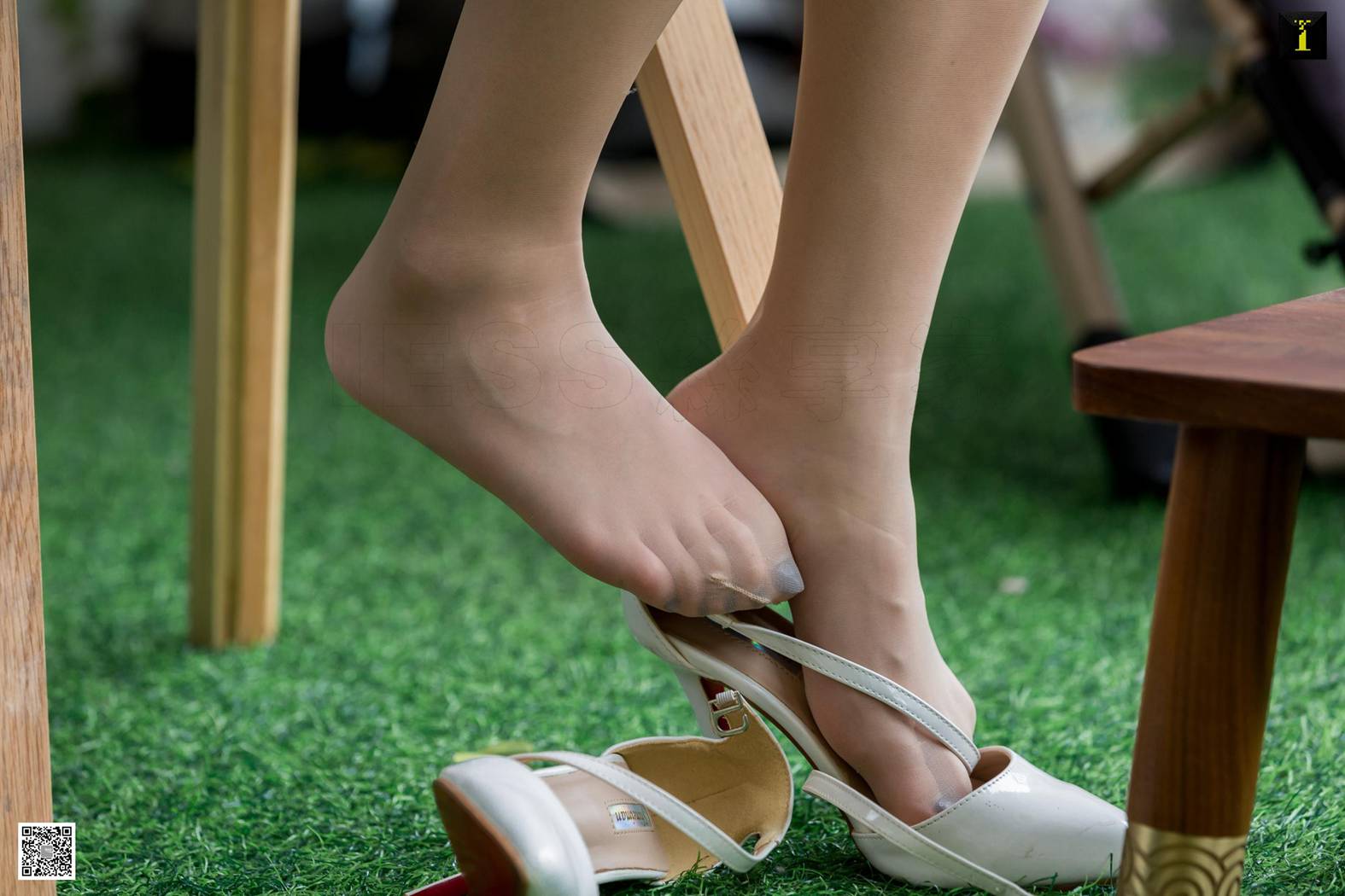 图片[19]-[IESS异思趣向] 2020.04.01 丝享家 712：珊珊《卡哇伊女仆》在线浏览 – 速更版-美库