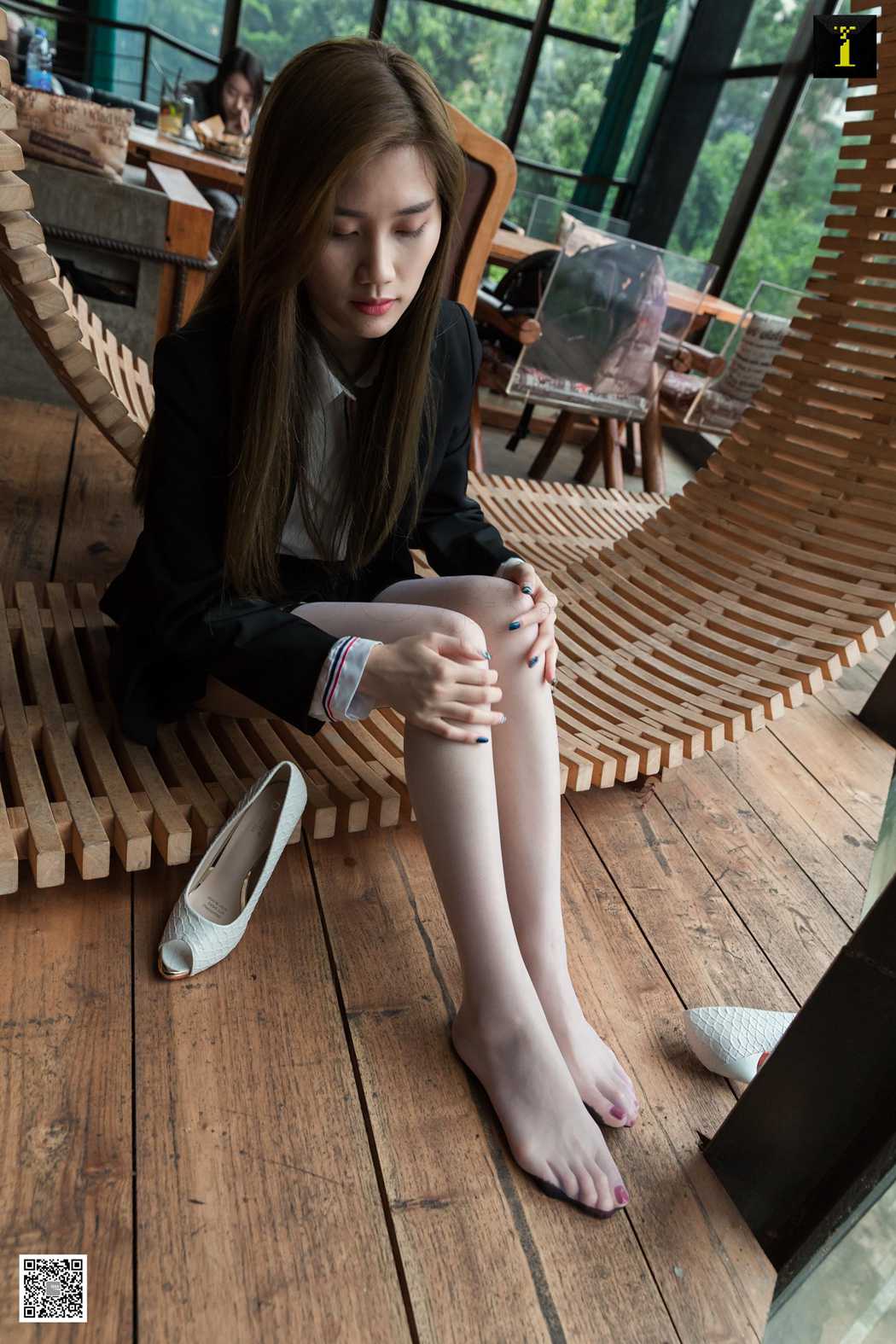 图片[45]-[IESS异思趣向] 2020.04.14 丝享家 721：羽西《鱼嘴与吊带袜》在线浏览 – 速更版-美库