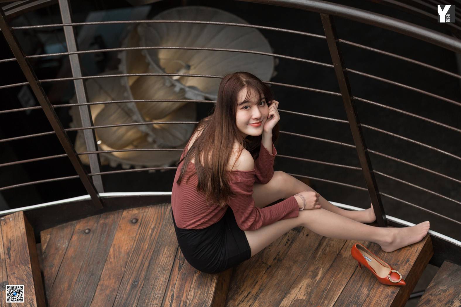 图片[93]-[IESS异思趣向] 2020.04.17 丝享家 722： 婉萍《探密旋转楼梯》在线浏览 – 速更版-美库