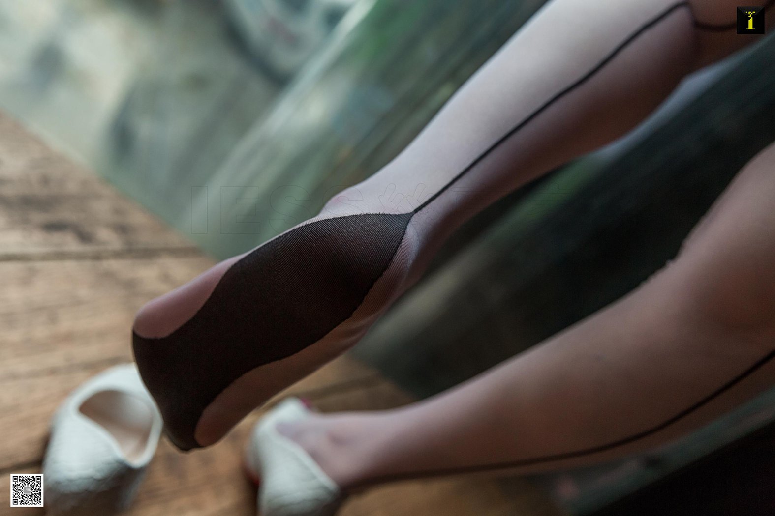 图片[28]-[IESS异思趣向] 2020.04.14 丝享家 721：羽西《鱼嘴与吊带袜》在线浏览 – 速更版-美库