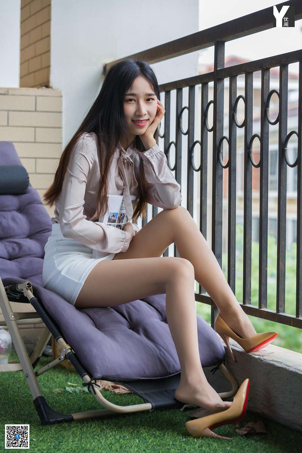 图片[20]-[IESS异思趣向] 2020.04.24 丝享家 726：美子《爱看书的女同事》在线浏览 – 速更版-美库