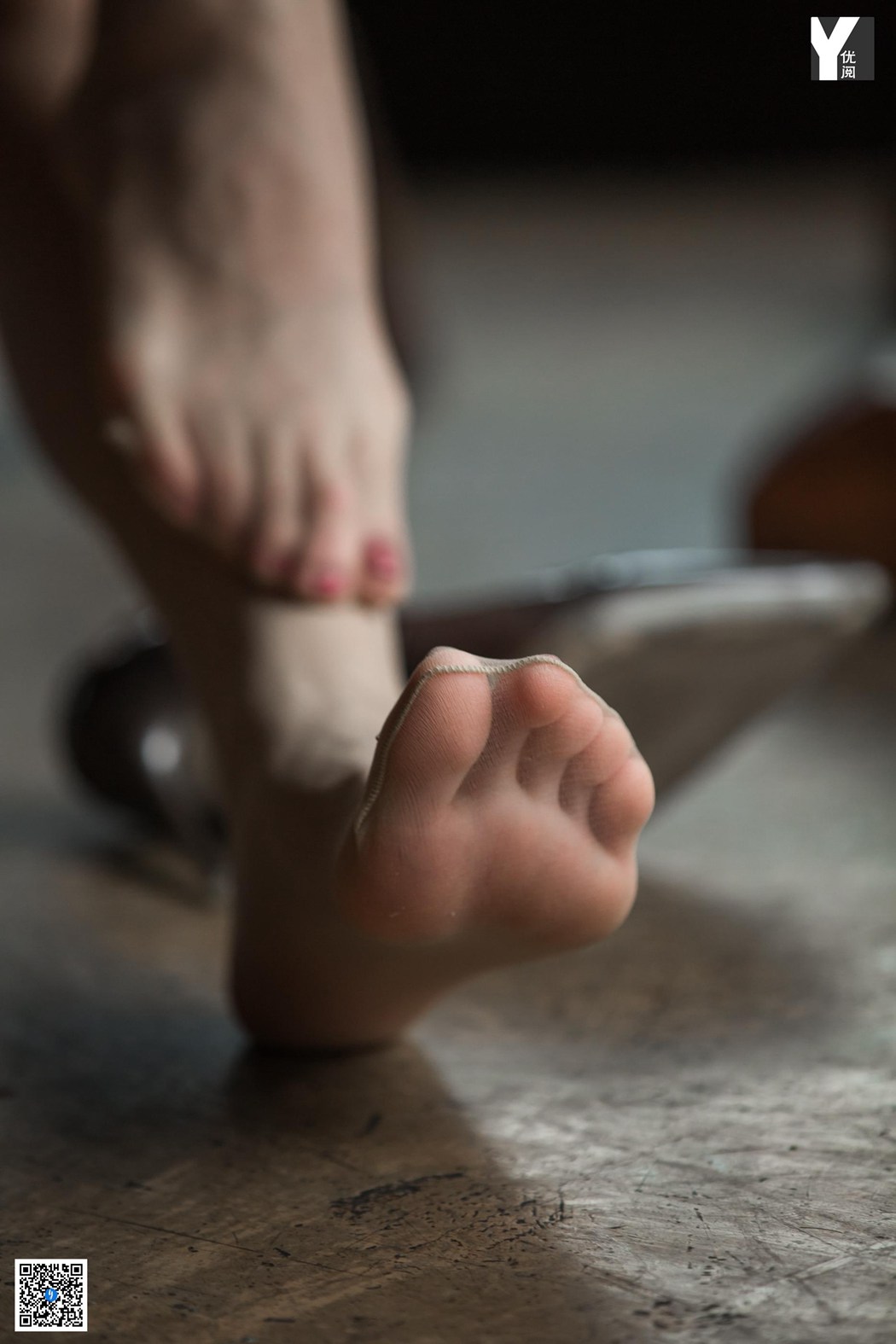 图片[20]-[IESS异思趣向] 2020.04.28 丝享家 728：羽西《长焦下的女模特》在线浏览 – 速更版-美库