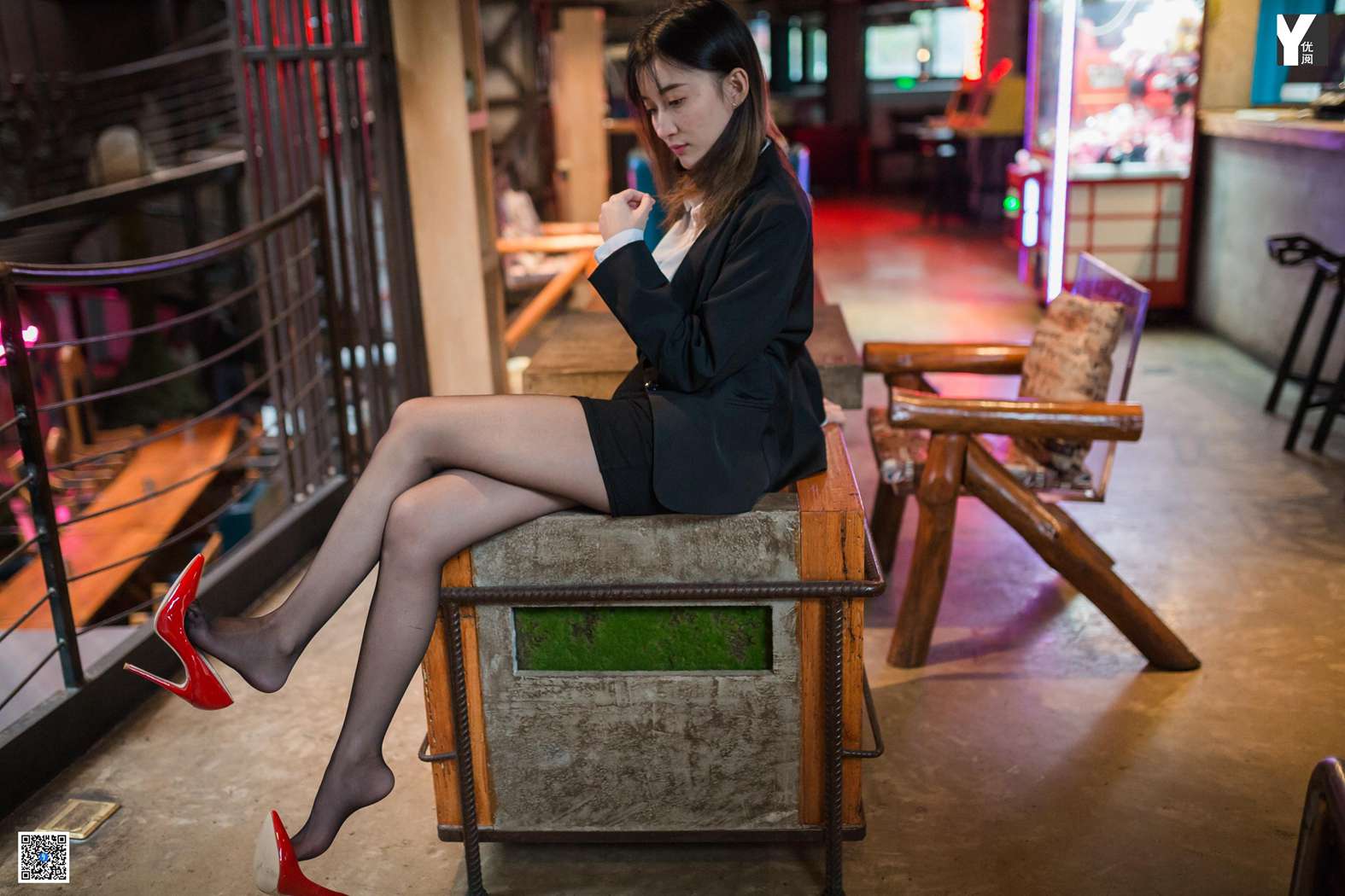 图片[75]-[IESS异思趣向] 2020.05.28 丝享家 750：秋秋《偏爱红色高跟鞋》在线浏览 – 速更版-美库