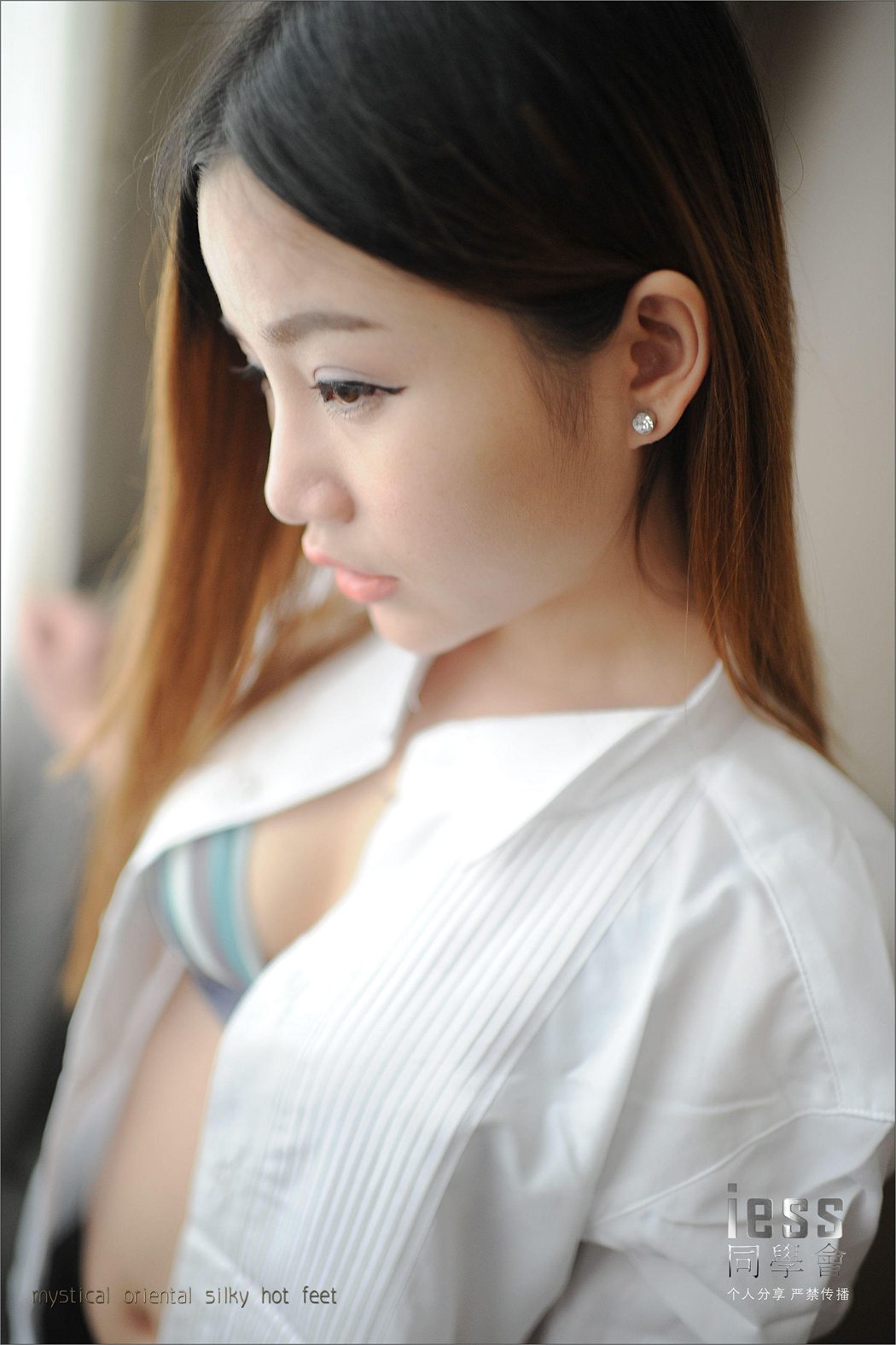 图片[13]-[IESS异思趣向] 2016.09.24 丝足便当005：《邻家女孩T档黑丝高跟的午后阳光》梦梦 在线浏览 – 速更版-美库
