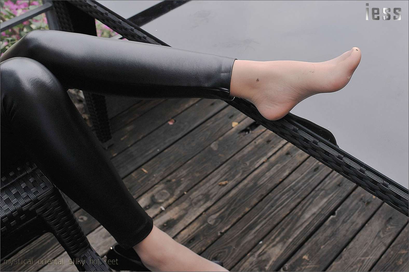 图片[69]-[IESS异思趣向] 2016.10.21 丝足便当021：《紧绷皮裤与顺滑肉丝 2》羊羊 在线浏览 – 速更版-美库