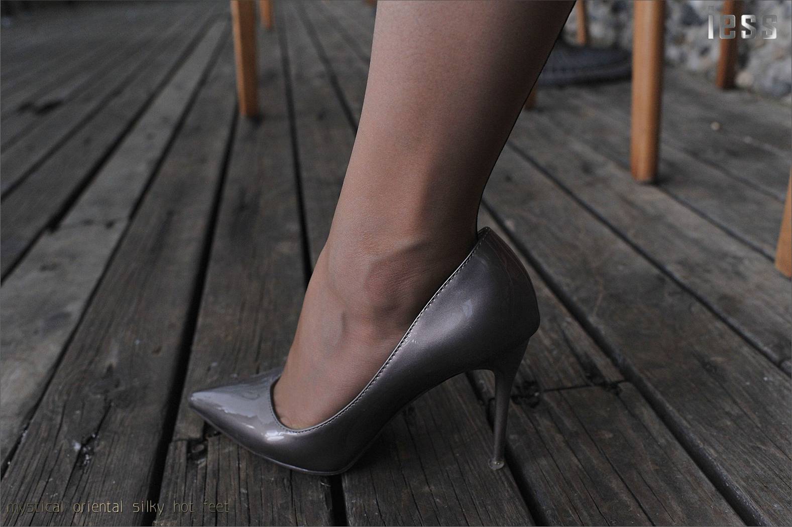 图片[21]-[IESS异思趣向] 2016.10.29 丝足便当025：《职业白领肉丝细高跟II》小雪 在线浏览 – 速更版-美库