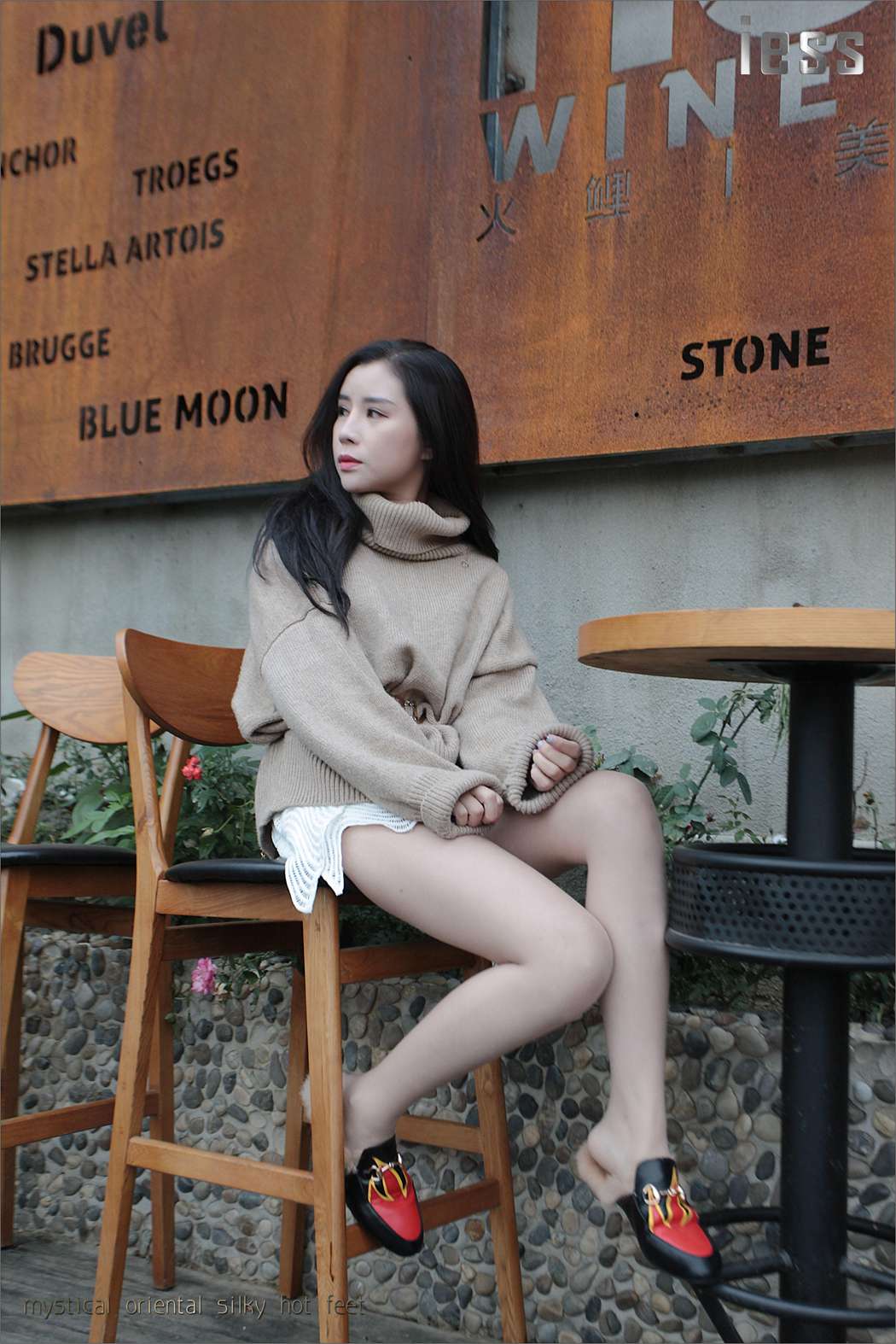 图片[13]-[IESS异思趣向] 2016.11.25 丝足便当035：《皮拖+超薄丝》YY 在线浏览 – 速更版-美库