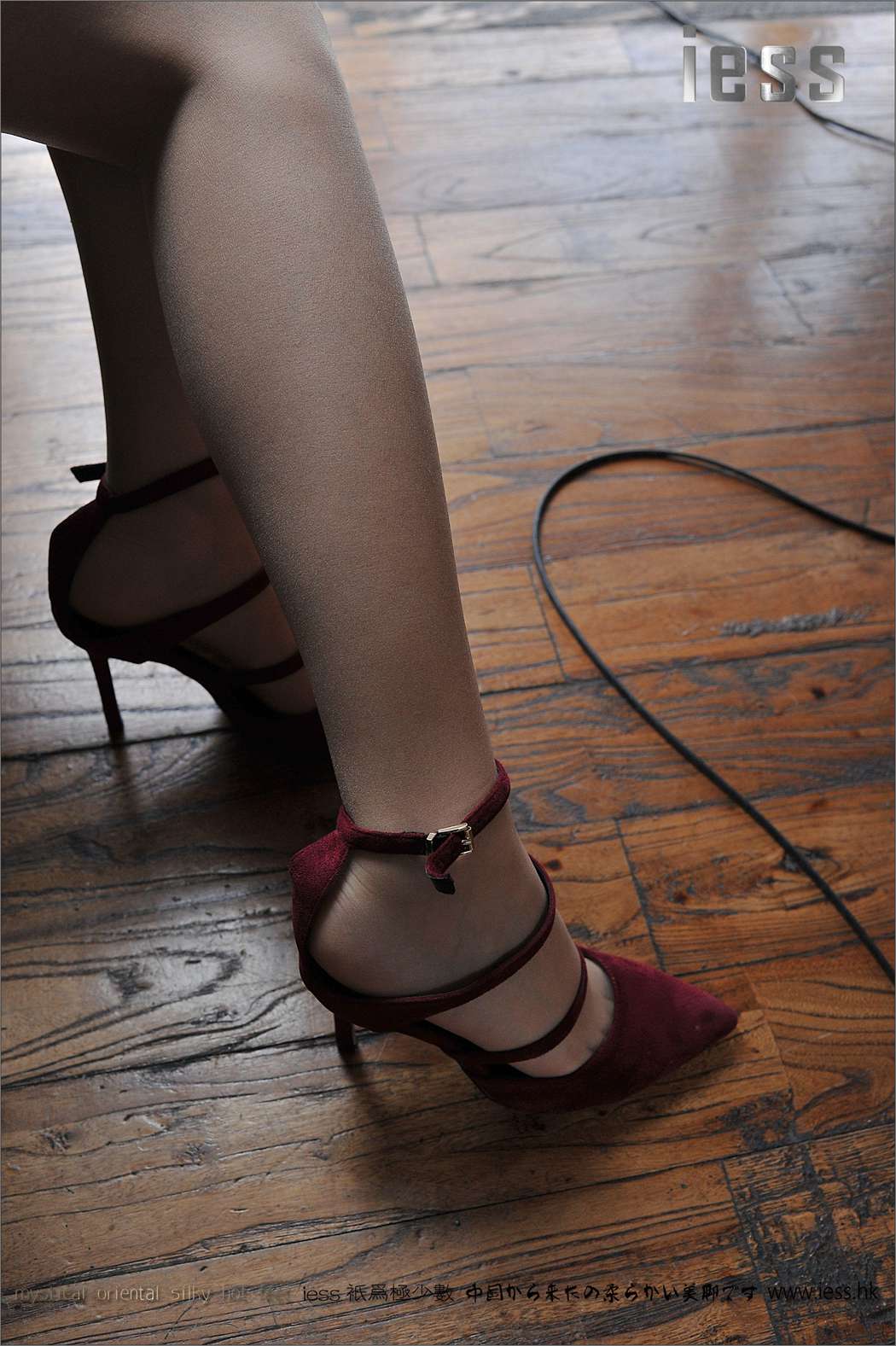 图片[50]-[IESS异思趣向] 2016.12.08 丝足便当038：《天上人间1-小夕丝足》小夕 在线浏览 – 速更版-美库