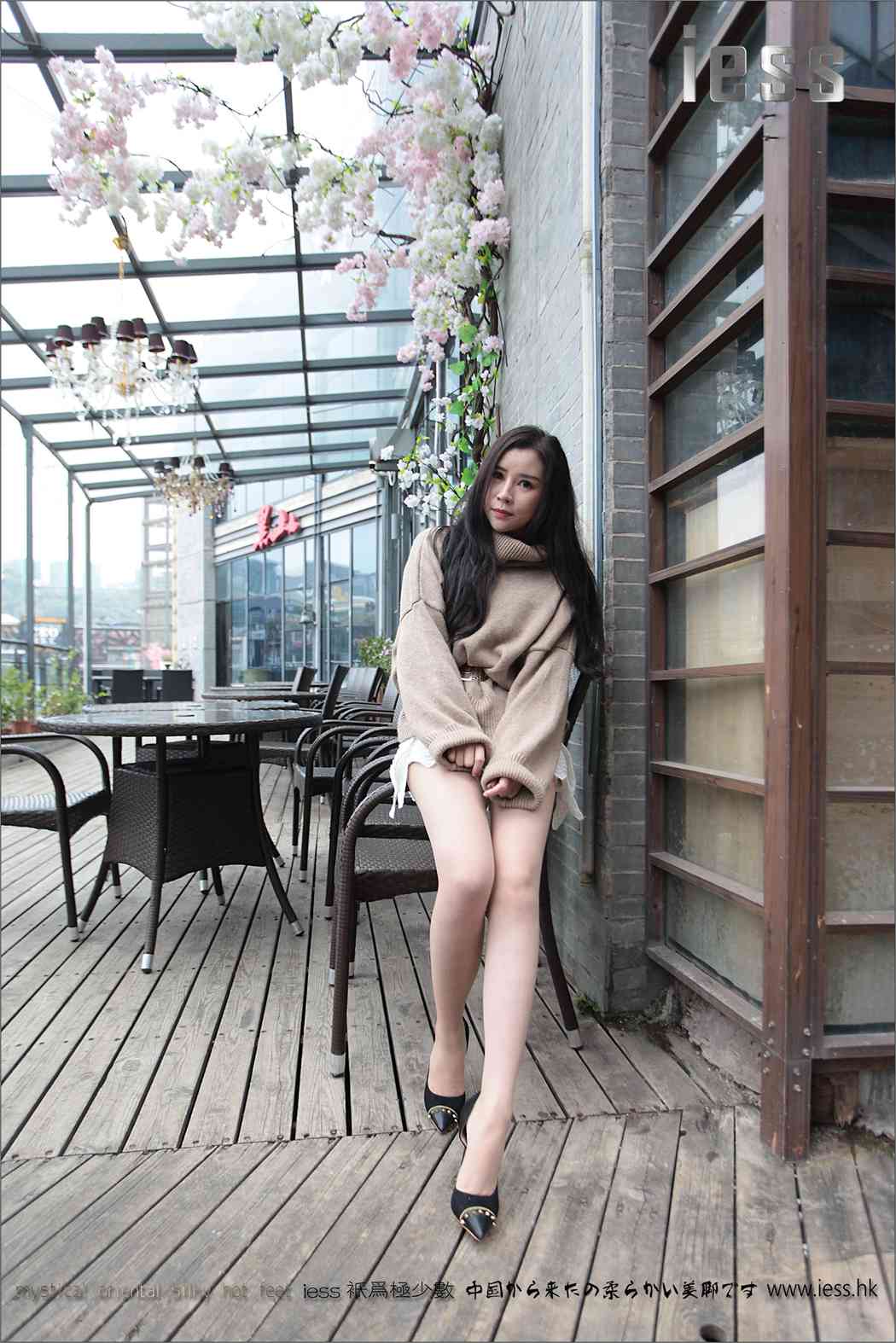 图片[33]-[IESS异思趣向] 2016.12.09 丝足便当039：《柳钉高跟和超薄肉丝》YY 在线浏览 – 速更版-美库