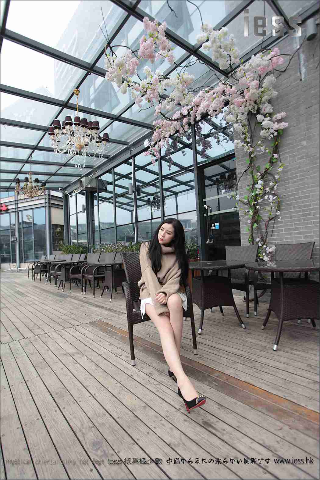 图片[74]-[IESS异思趣向] 2016.12.09 丝足便当039：《柳钉高跟和超薄肉丝》YY 在线浏览 – 速更版-美库