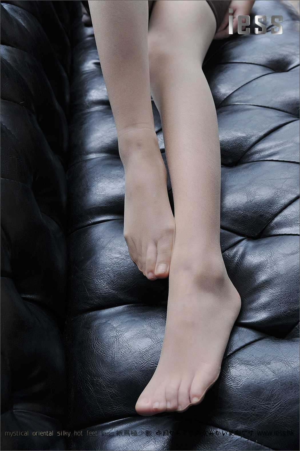 图片[94]-[IESS异思趣向] 2016.12.08 丝足便当038：《天上人间1-小夕丝足》小夕 在线浏览 – 速更版-美库