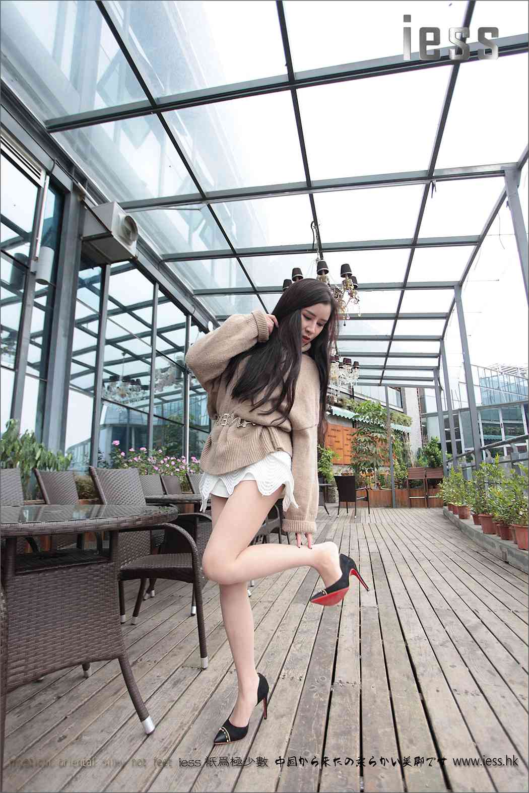 图片[63]-[IESS异思趣向] 2016.12.09 丝足便当039：《柳钉高跟和超薄肉丝》YY 在线浏览 – 速更版-美库