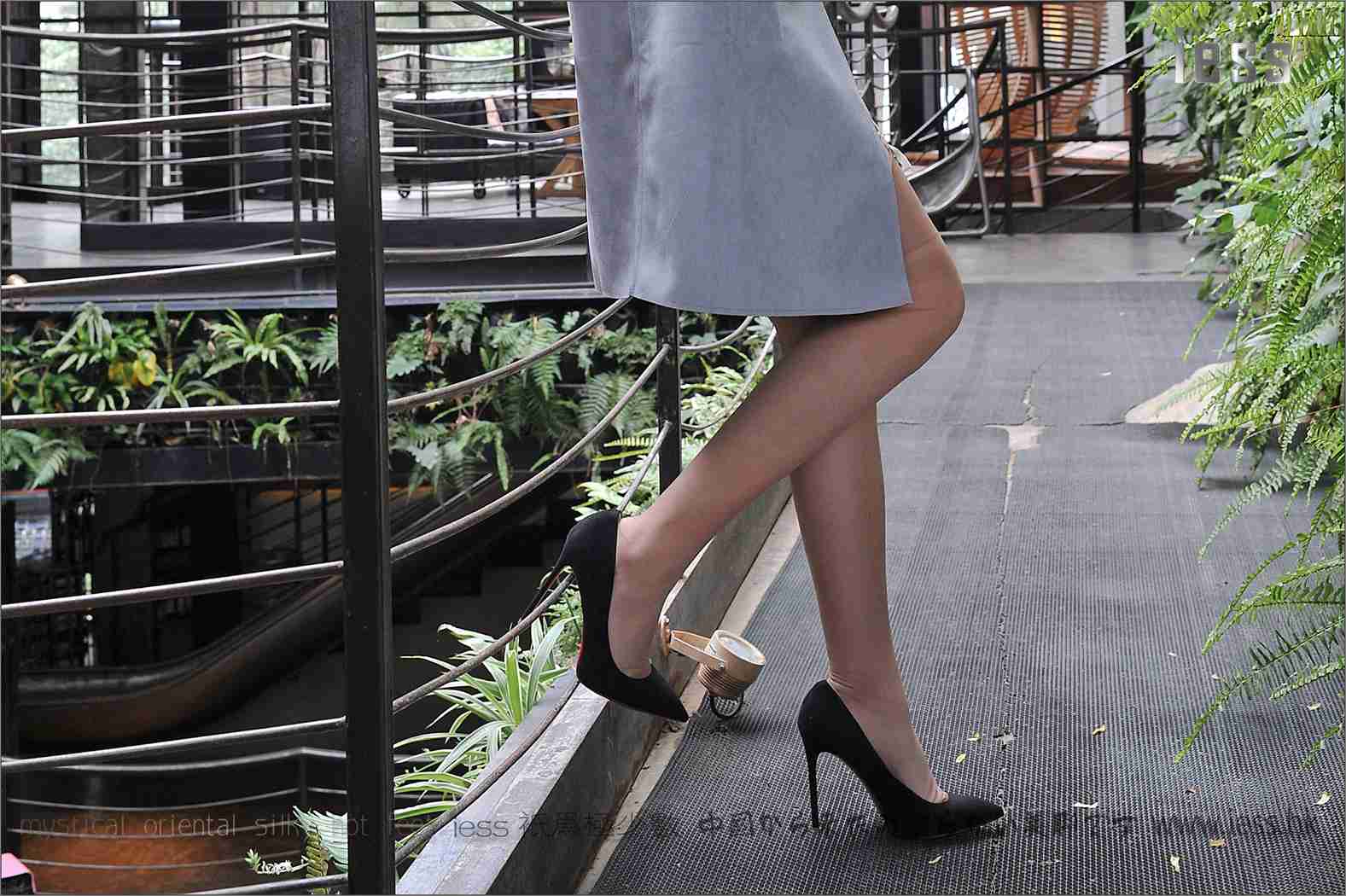 图片[85]-[IESS异思趣向] 2017.01.01 丝足便当048：《羽》 在线浏览 – 速更版-美库