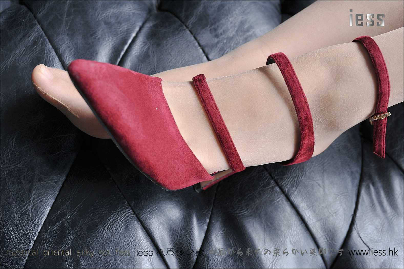 图片[37]-[IESS异思趣向] 2016.12.08 丝足便当038：《天上人间1-小夕丝足》小夕 在线浏览 – 速更版-美库