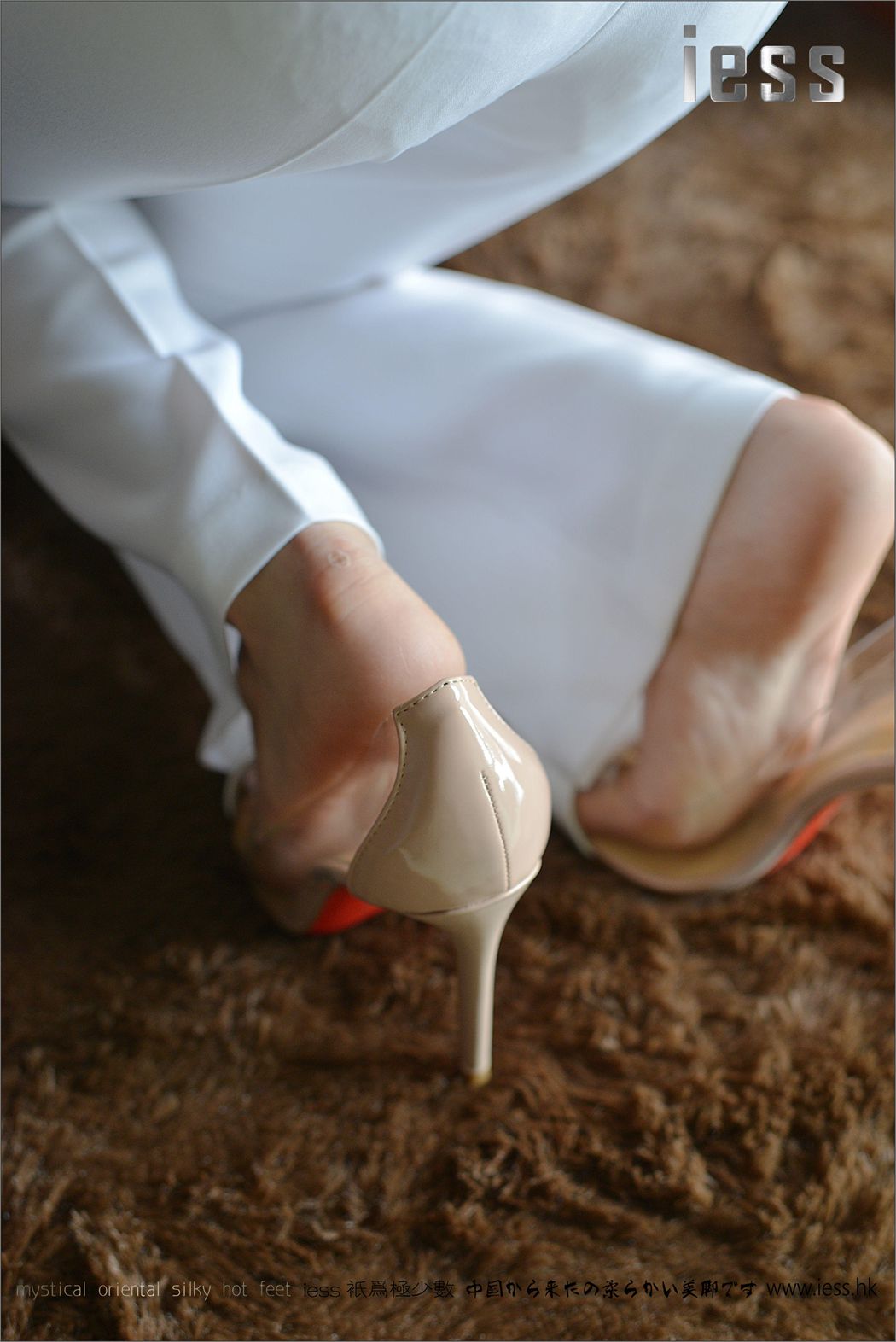 图片[98]-[IESS异思趣向] 2017.01.18 丝足便当058：《典藏-裸足高跟鞋》悬念 在线浏览 – 速更版-美库