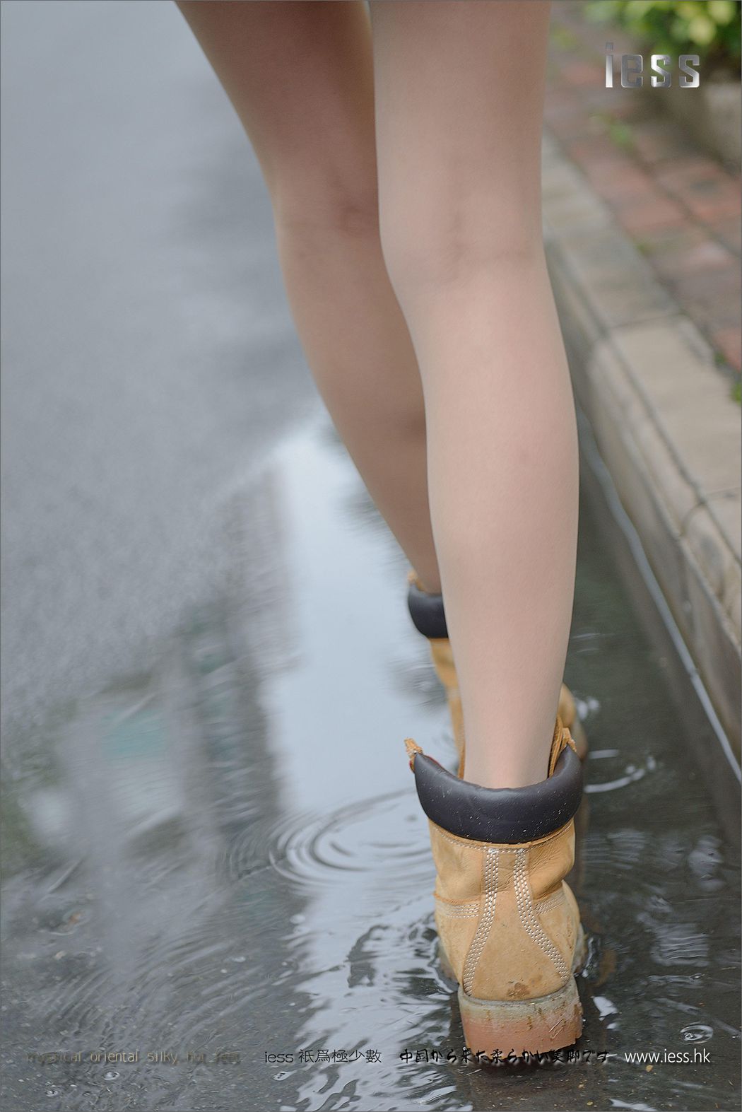 图片[100]-[IESS异思趣向] 2017.01.21 丝足便当059：《短靴、肉丝与单车》潇潇 在线浏览 – 速更版-美库