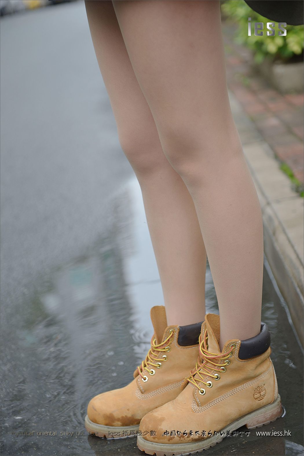 图片[25]-[IESS异思趣向] 2017.01.21 丝足便当059：《短靴、肉丝与单车》潇潇 在线浏览 – 速更版-美库